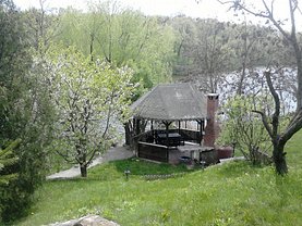 Casa de vânzare 8 camere, în Cernica