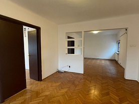 Apartament de vânzare 4 camere, în Bucuresti, zona Victoriei