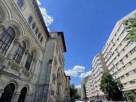 Apartament de vânzare 3 camere, în Bucuresti, zona Universitate