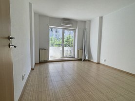 Apartament de închiriat 4 camere, în Bucureşti, zona P-ţa Unirii