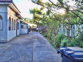Casa de vânzare 3 camere, în 1 Decembrie