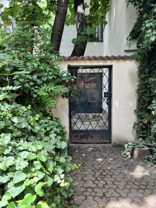Casa de Vanzare pe Strada Mihai Eminescu,