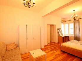 Apartament de vânzare 3 camere, în Bucureşti, zona Universitate