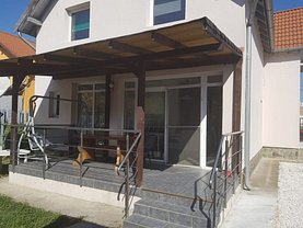 Casa de închiriat 5 camere, în Dumbrăviţa