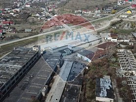 Vânzare spaţiu industrial