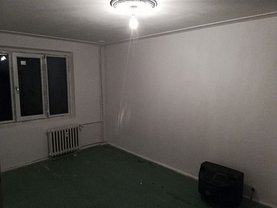 Apartament de vânzare 3 camere, în Bucuresti, zona Brancoveanu