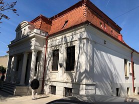 Casa de vânzare 8 camere, în Bucuresti, zona Calea Calarasilor