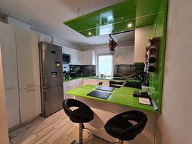 Apartament de vânzare 3 camere, în Timişoara, zona Şagului