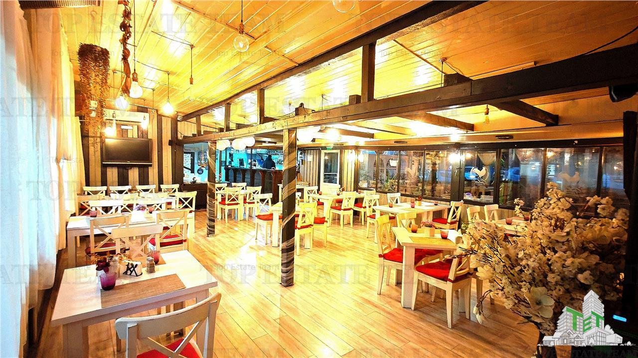 Afacere la cheie, restaurant si terasa cu profit foarte bun, stradal, utilat com