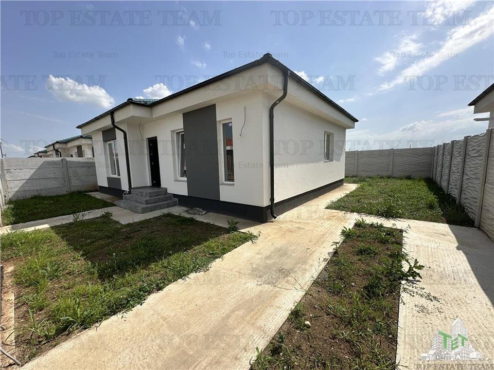 Vila individuala 3 camere, cu toate utilitatile, pod cu placa de beton, 250 mp c