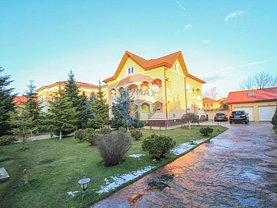 Casa de vânzare sau de închiriat 6 camere, în Bucuresti, zona Pipera