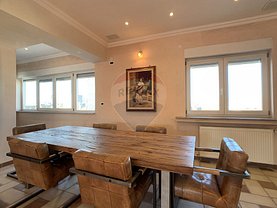 Apartament de vânzare 3 camere, în Bucureşti, zona Calea Victoriei