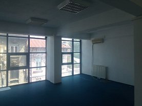 Apartament de închiriat 3 camere, în Bucuresti, zona Stefan cel Mare