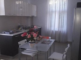 Apartament de vânzare 4 camere, în Bucuresti, zona Parcul Carol