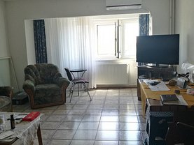 Apartament de vânzare 3 camere, în Constanta, zona Faleza Nord