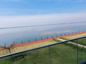 Apartament de vânzare 3 camere, în Mamaia, zona Central