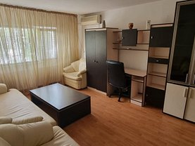 Apartament de vânzare 3 camere, în Constanţa, zona Tomis III