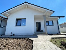 Casa de vânzare 3 camere, în Moşniţa Nouă
