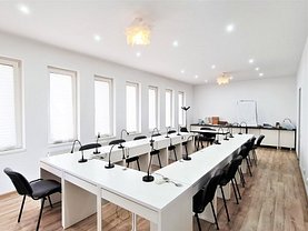 Casa de închiriat 12 camere, în Bucureşti, zona P-ţa Victoriei