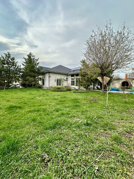 Casa individuala in Voluntari - 6 camere - Teren 1250mp