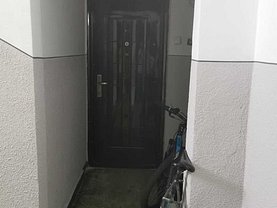 Garsonieră de închiriat, în Bucureşti, zona Rahova
