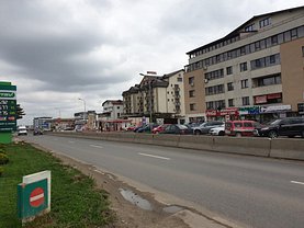 Închiriere spaţiu comercial