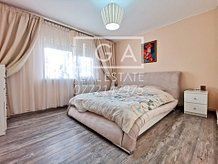 Apartament de închiriat 5 camere în Constanta, Brotacei