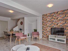 Casa de închiriat 4 camere, în Constanta, zona Stadion
