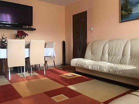 Apartament de vânzare 3 camere, în Satu Mare, zona Micro 17