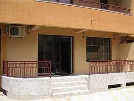 Casa de închiriat 7 camere, în Bucuresti, zona Aviatorilor
