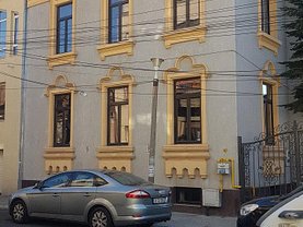 Casa de închiriat 18 camere, în Bucuresti, zona Mosilor