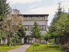 Casa de închiriat 10 camere, în Bucuresti, zona Stefan cel Mare