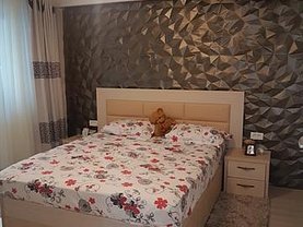 Apartament de vânzare 3 camere în Pitesti, Prundu