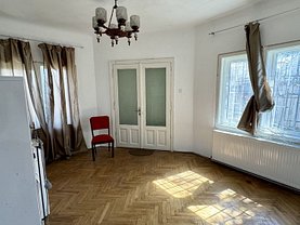 Casa de închiriat 4 camere, în Bucuresti, zona Damaroaia