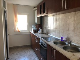Apartament de închiriat 4 camere, în Cluj-Napoca, zona Manastur