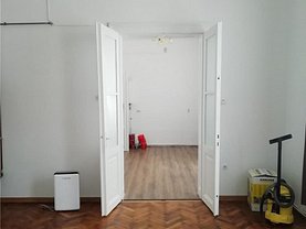 Închiriere birou