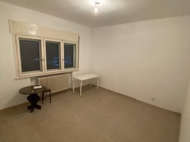 Apartament de vânzare 5 camere, în Bucureşti, zona Universitate