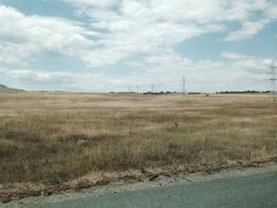 Teren faneata de vânzare, în Zărneşti, zona Sud-Est