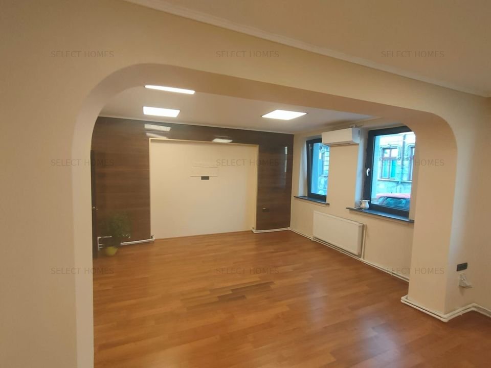 Spatiu Comercial/Birouri de Inchiriat *Parcul Carol*