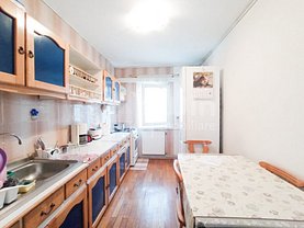 Apartament de vânzare 4 camere, în Cluj-Napoca, zona Mănăştur