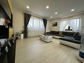 Casa de vânzare 4 camere, în Sânpetru