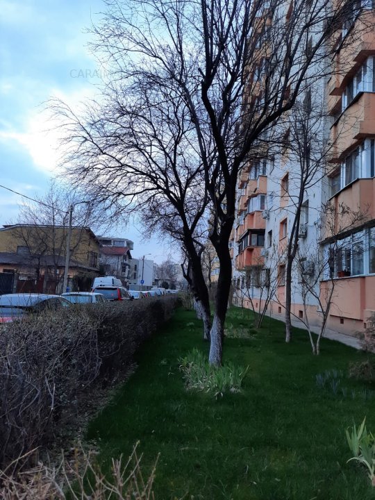 dragul stoarce Portic  Colentina,Doamna Ghica aproape Parc Plumbuita - apartament cu 3 camere de  vanzare in Bucureşti, judetul Bucureşti Ilfov - XAI0001AG - 98.000 EUR