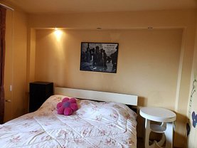 Apartament de vânzare 3 camere, în Bucureşti, zona Brâncoveanu