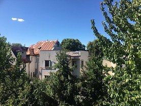 Apartament de vânzare 3 camere, în Bucureşti, zona Cotroceni