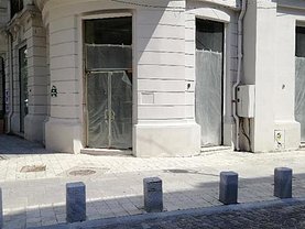 Vânzare spaţiu comercial