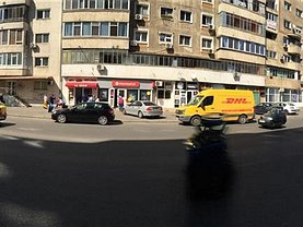 Vânzare spaţiu comercial