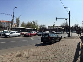 Vânzare spaţiu comercial
