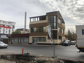 Vânzare spaţiu comercial