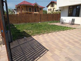 Casa 6 camere în Rosu
