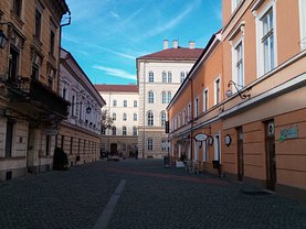 Închiriere birou